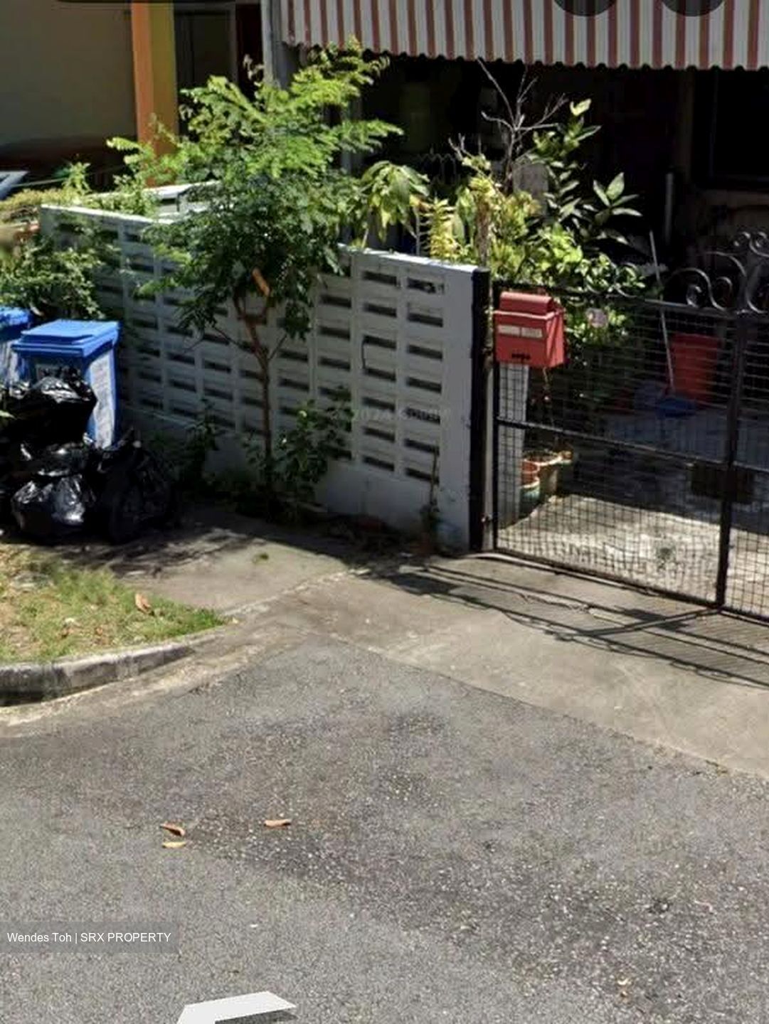 Charlton Park (D19), Terrace #638217971